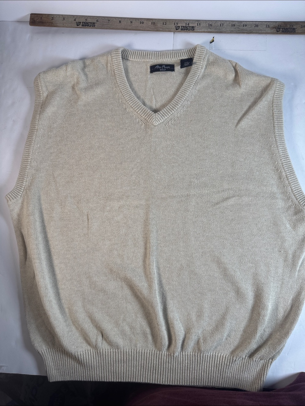 Alan Flusser Cream V-Neck Sweater Vest